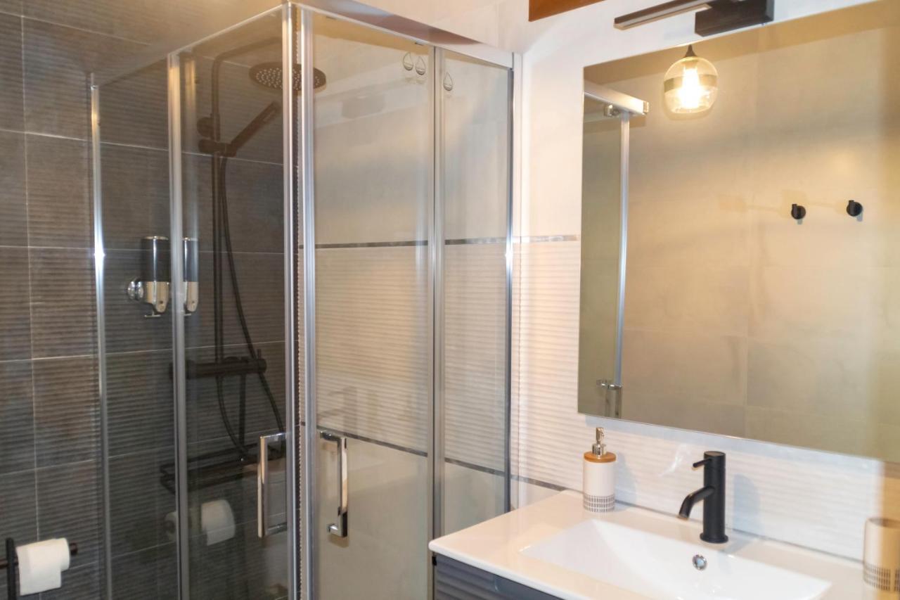 Apartamentos En El Valle Del Jerte Flores Para Angela Cabezuela Del Valle Buitenkant foto