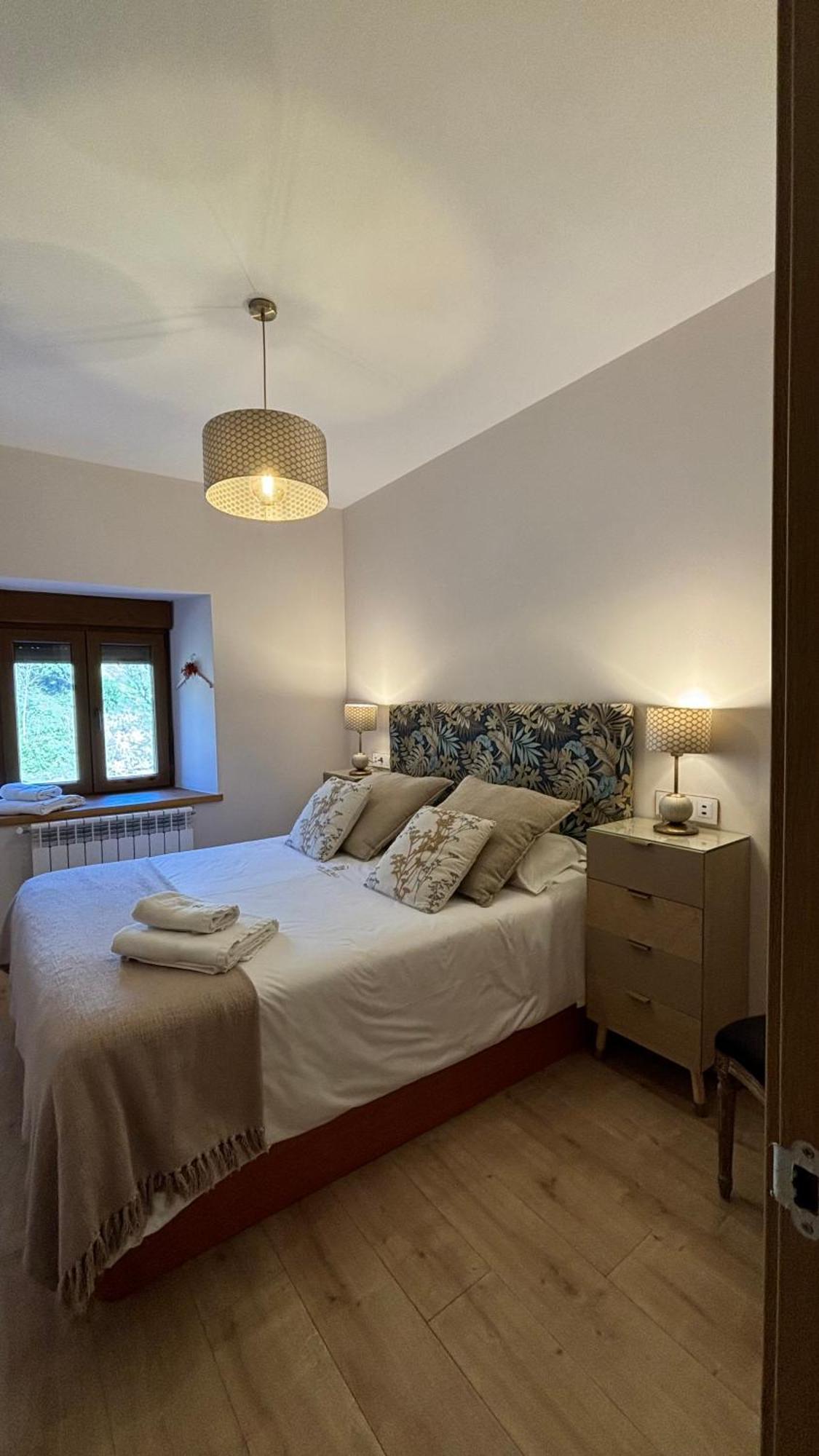 Apartamentos En El Valle Del Jerte Flores Para Angela Cabezuela Del Valle Buitenkant foto