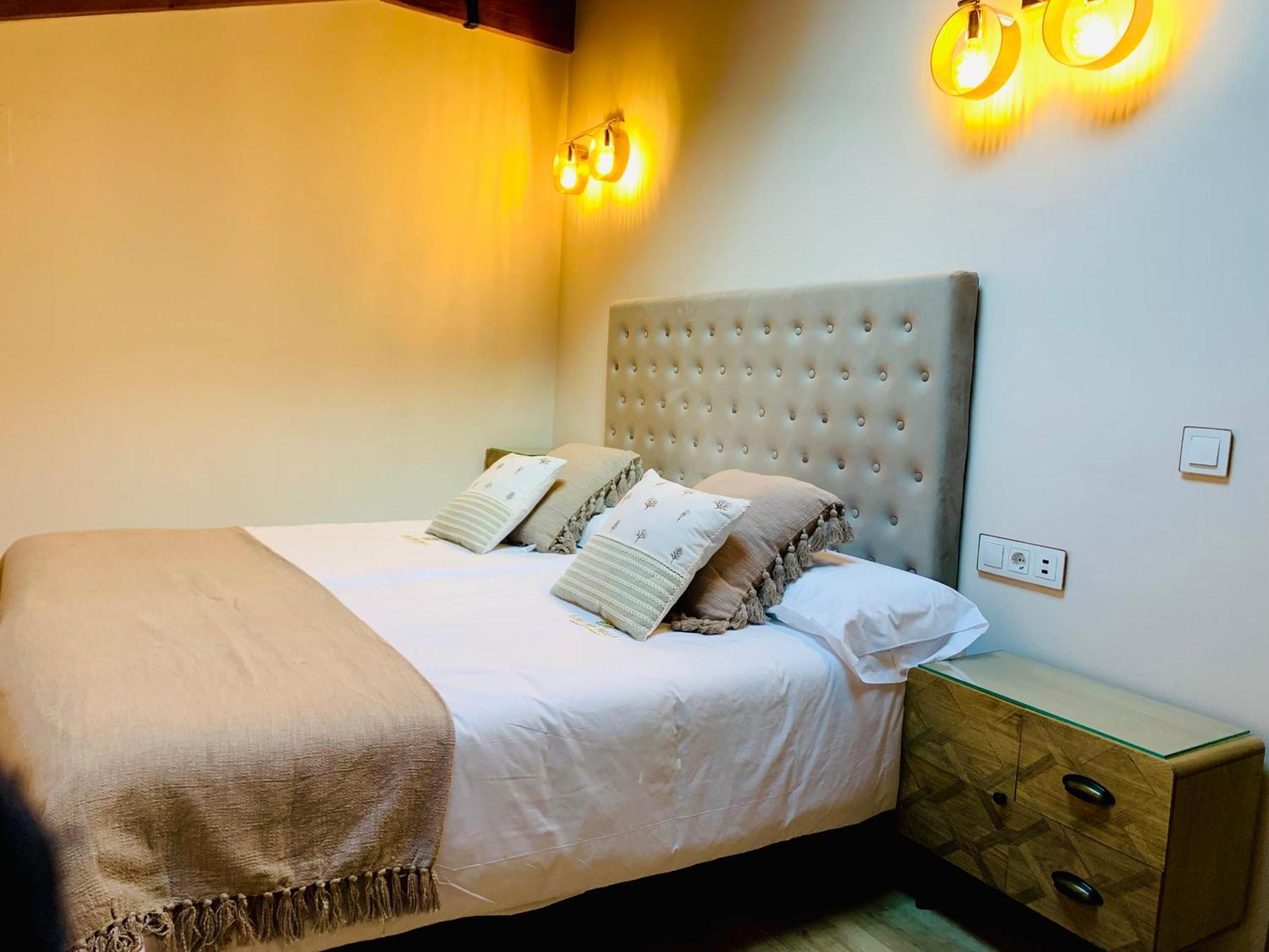 Apartamentos En El Valle Del Jerte Flores Para Angela Cabezuela Del Valle Buitenkant foto