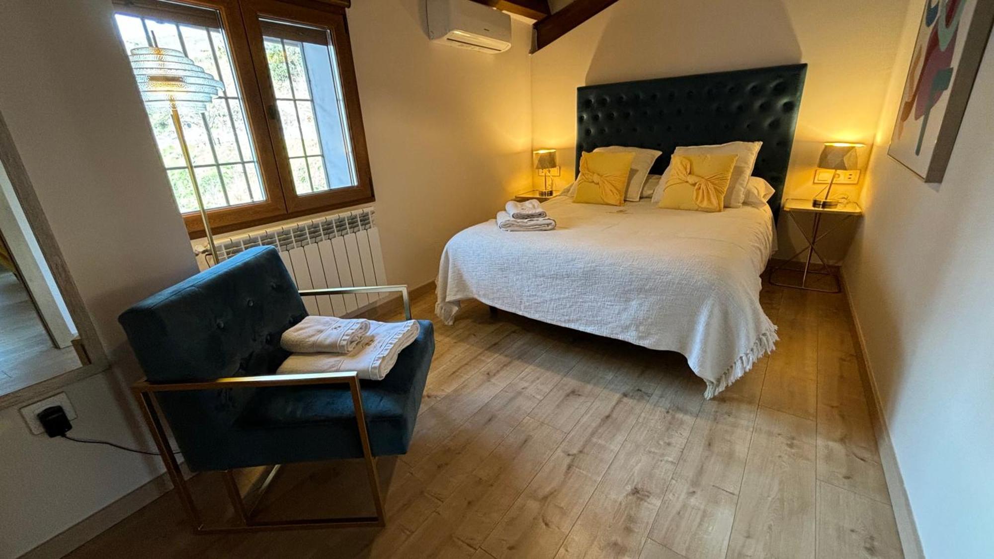 Apartamentos En El Valle Del Jerte Flores Para Angela Cabezuela Del Valle Buitenkant foto