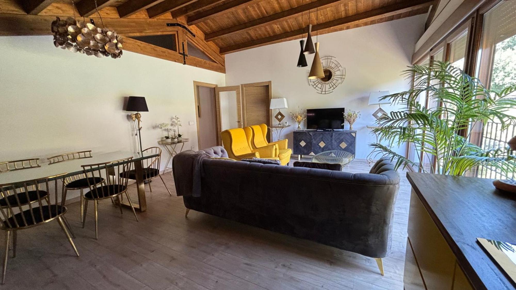 Apartamentos En El Valle Del Jerte Flores Para Angela Cabezuela Del Valle Buitenkant foto